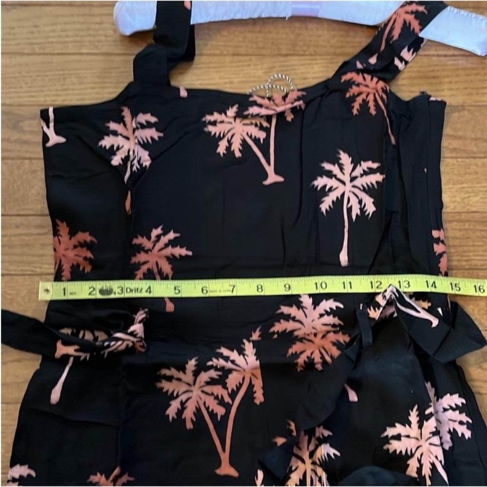 NWT Modcloth x Sugarhill Feeling the Breeze Black Palm Jumpsuit - Picture 7 of 14